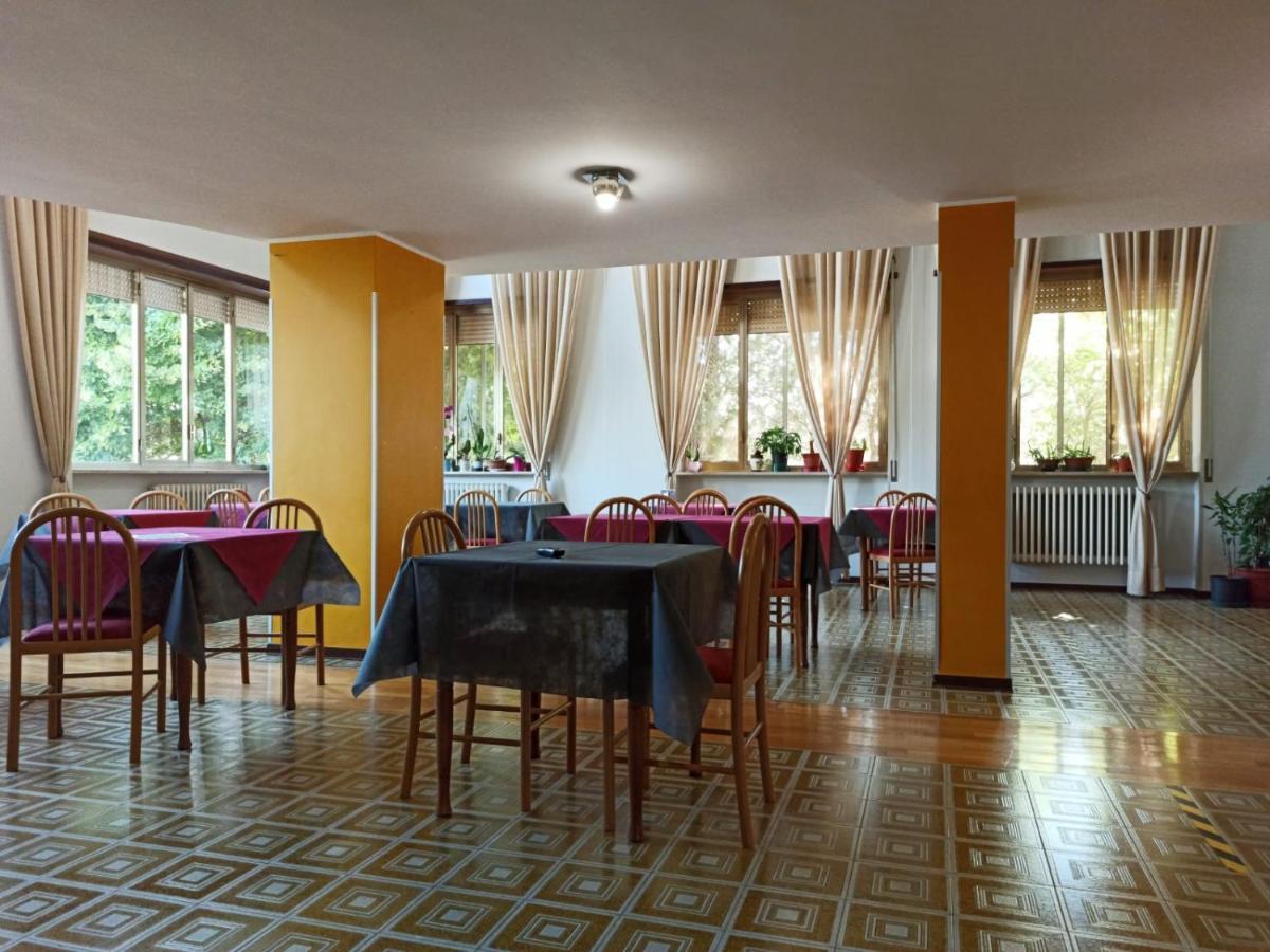 Hotel Santa Maria Del Bagno Pesche Buitenkant foto